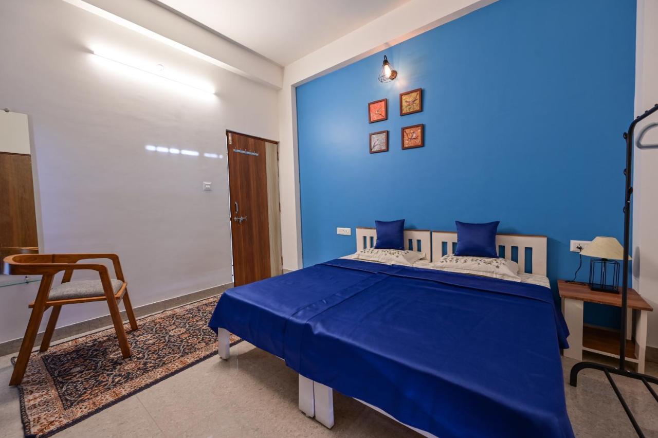 Bed and breakfast The Autumn Leaves Bhopal Extérieur photo