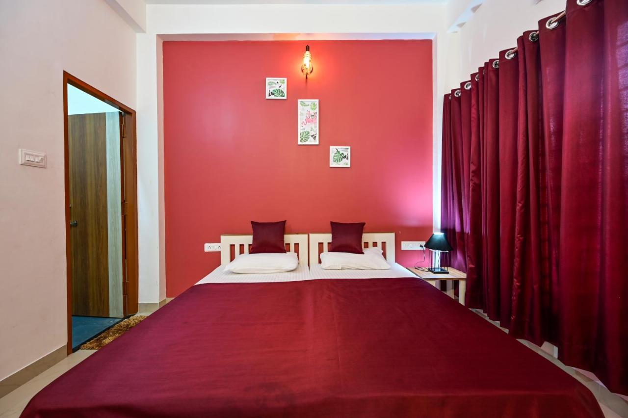 Bed and breakfast The Autumn Leaves Bhopal Extérieur photo