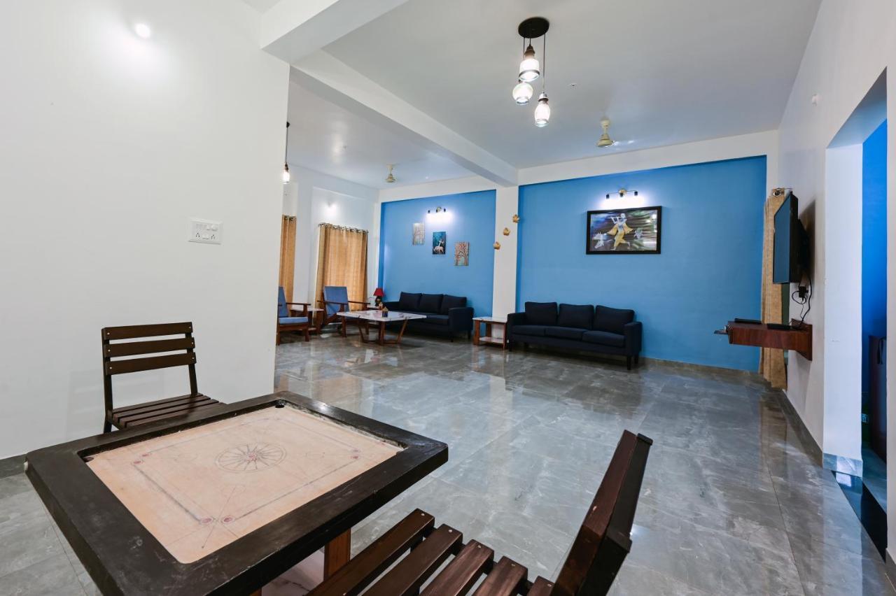 Bed and breakfast The Autumn Leaves Bhopal Extérieur photo