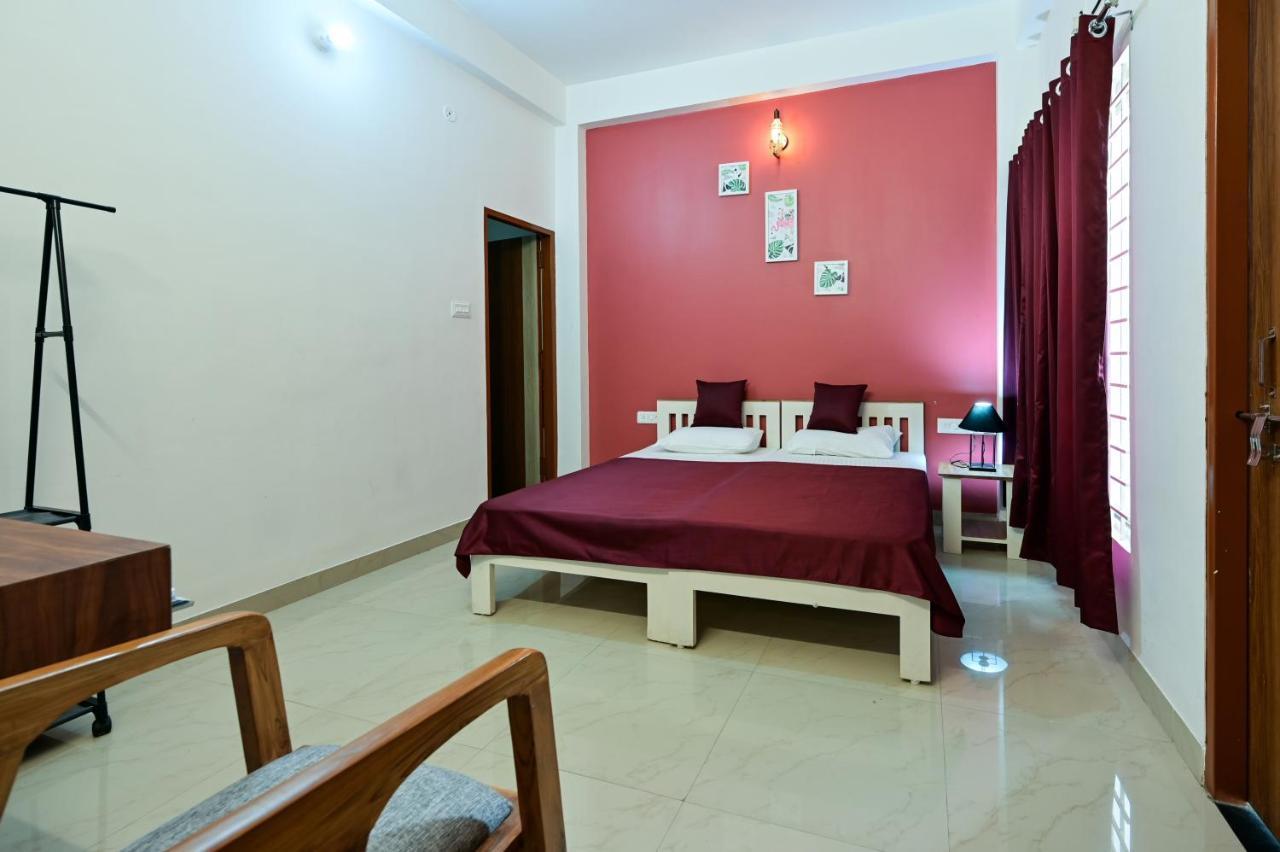 Bed and breakfast The Autumn Leaves Bhopal Extérieur photo