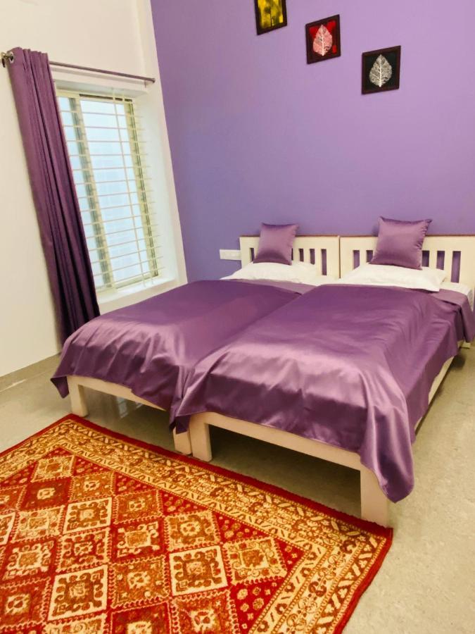 Bed and breakfast The Autumn Leaves Bhopal Extérieur photo